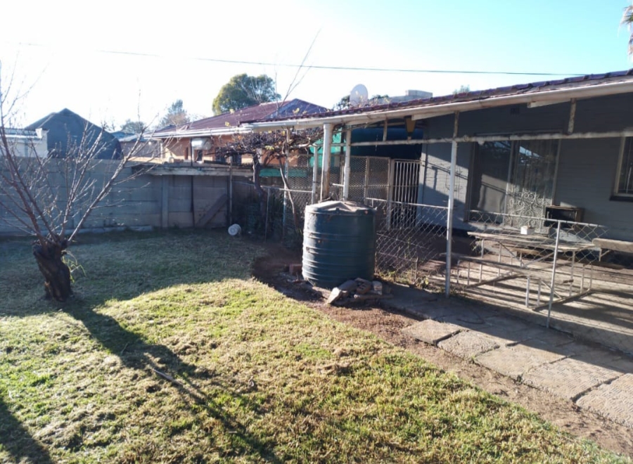 4 Bedroom Property for Sale in Odendaalsrus Free State